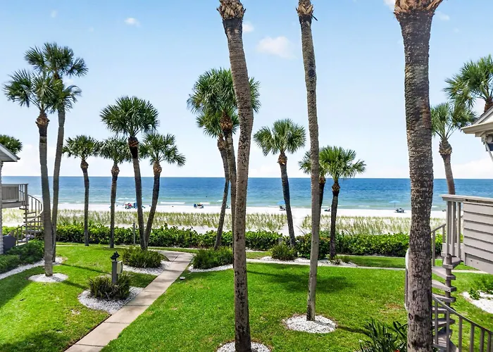 Beachfront Aldea 6 *