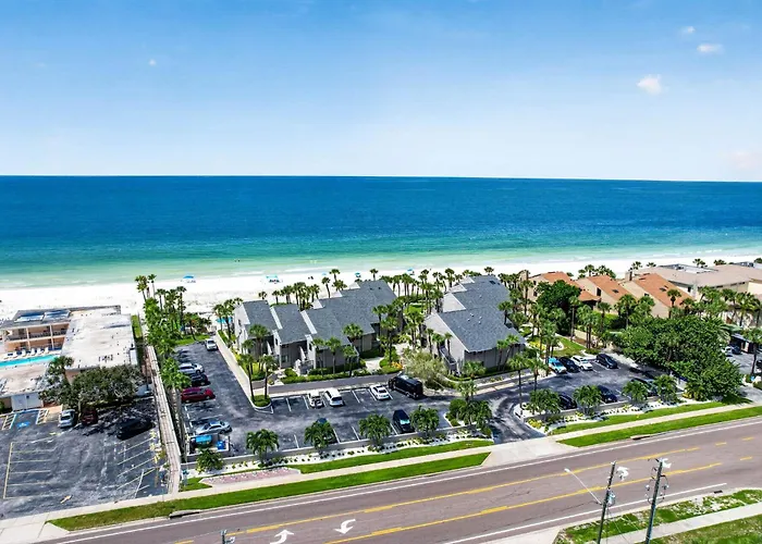 Beachfront Aldea 6 *